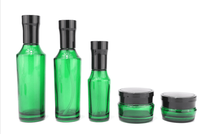 Ensemble de bouteilles en verre vert