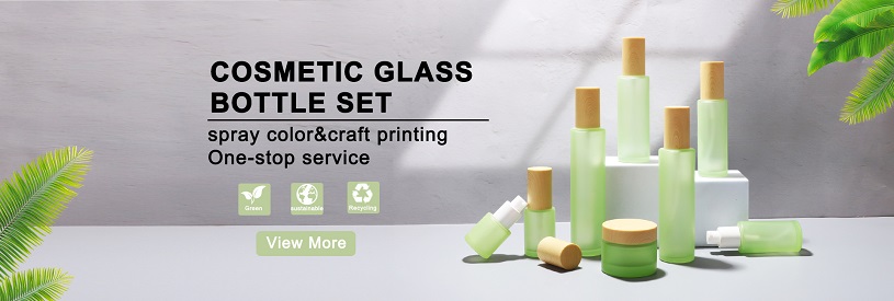 Nouveau design ensemble de bouteilles en verre cosmétique