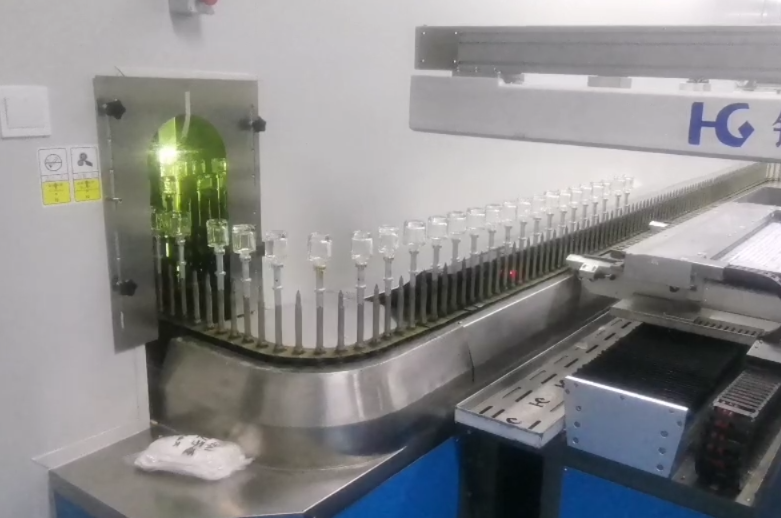 Processus de production de bouteilles en verre de produits de soins de la peau