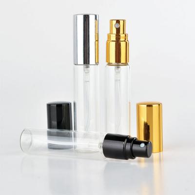 Flacons d'échantillons de parfum en verre ambré transparent avec pulvérisateur en aluminium
