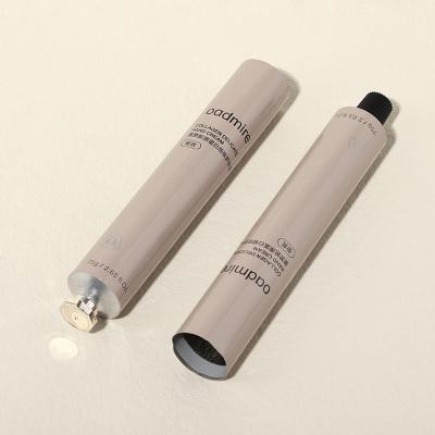 Emballage en tube souple pour cosmétiques