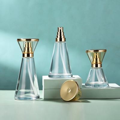 Ensemble cosmétique en verre en forme de sablier avec couvercle doré